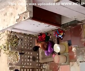 Padosan Ka Nanda Shower