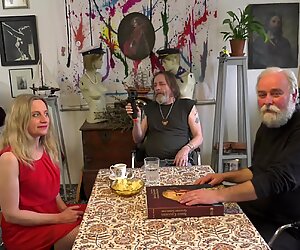 Pavel Faun a kr sn milf Andrea, Pussy prolapse. Ona p i la na sb rku um n a u t si dlouh sex