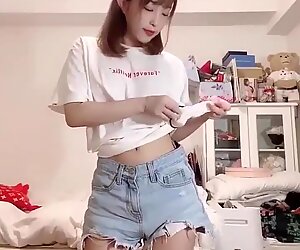 maity sexy gravure idol mostrando su nuevo bikini gringo