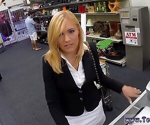 Muscular handjob Hot Milf Banged At The PawnSHop