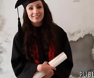 Fortunato sconosciuto scopa adolescente ceca ragazza per pochi dollari