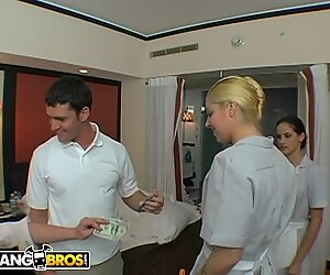 BANGBROS - Classic Scene with PAWG Babes Hollie Stevens and Vicky (WOWOWOW)