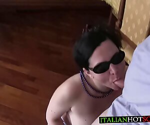 milf italiana tettona pompinara