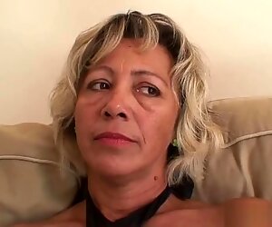 Old mom spreads legs for GF's hubby