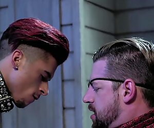 Bouncing on a friend's dick makes this gay dude reach an orgasm