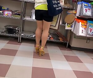 Sexy Legs Walk 031